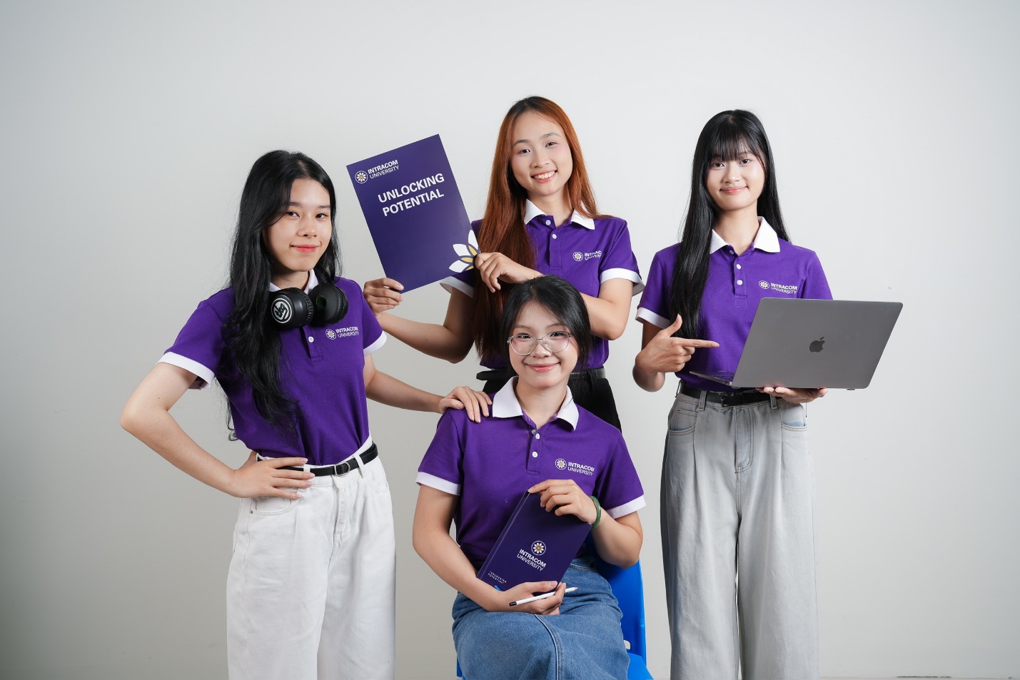 Ươm tạo & Thương mại hóa